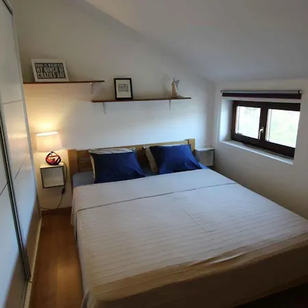 Apartment In Malinska/insel Krk 39709 *